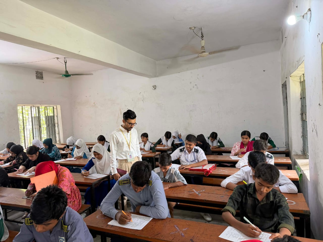 শরীয়তপুরে ন্যাশনাল এগ্রিকালচারাল অলিম্পিয়াড সিজন ২ এর জেলা পর্ব অনুষ্ঠিত হচ্ছে।