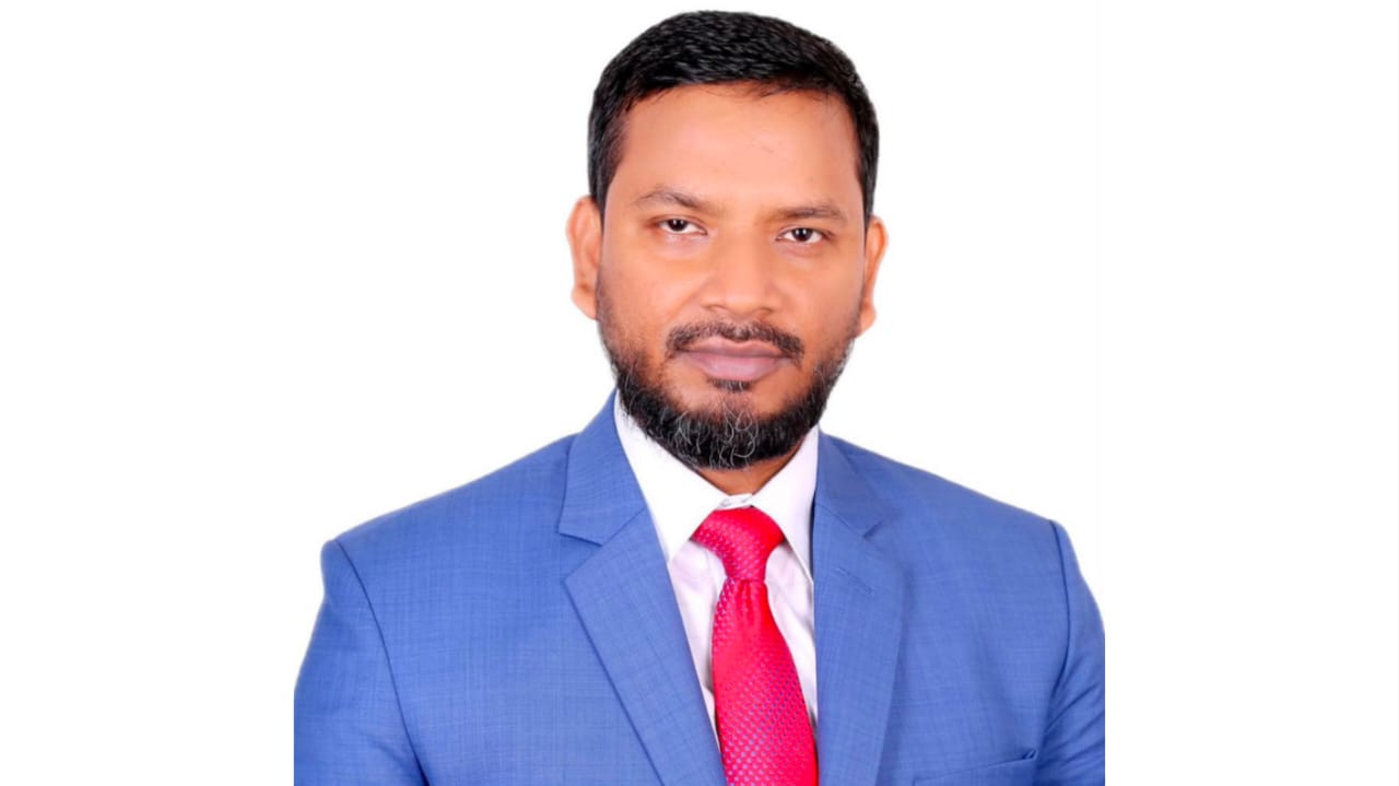 ইয়ারপুর ইউনিয়ন নিবার্চনে চেয়ারম্যান পদে জনপ্রিয়তার শীর্ষে ব্যারিস্টার আজিজুল হক মীর