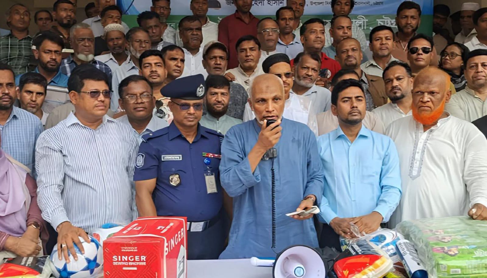 জনগণের উপর কোনভাবেই ভুতুড়ে বিদ্যুৎ বিল চাপিয়ে গ্রহনযোগ্য নয়- এমপি এরশাদ উল্লাহ্