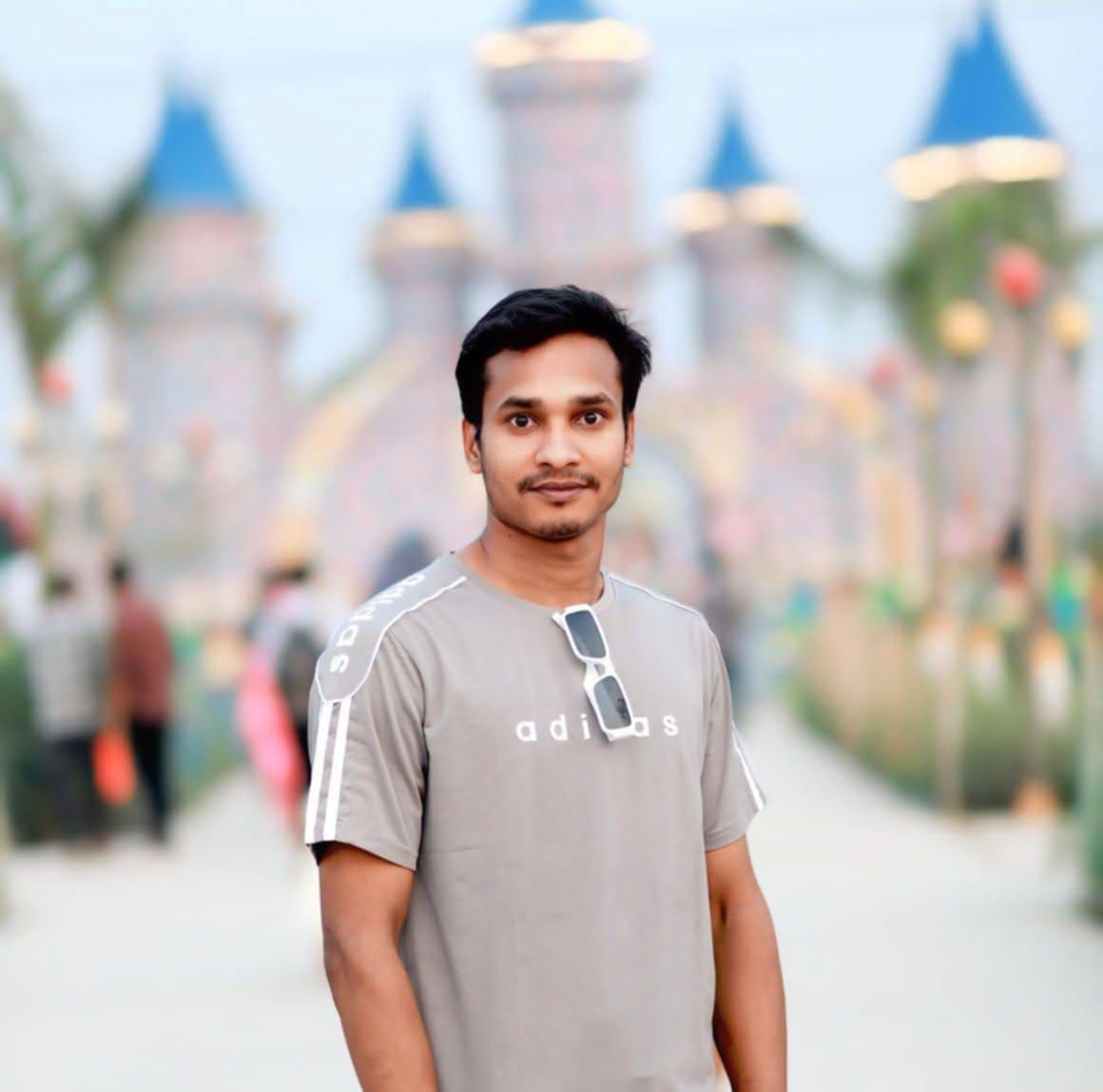 গোদাগাড়ীর এক পরিবারেই মাদকের রমরমা সাম্রাজ্য লস্করহাটির ‘পলাশ সিন্ডিকেট’ কেন অধরা