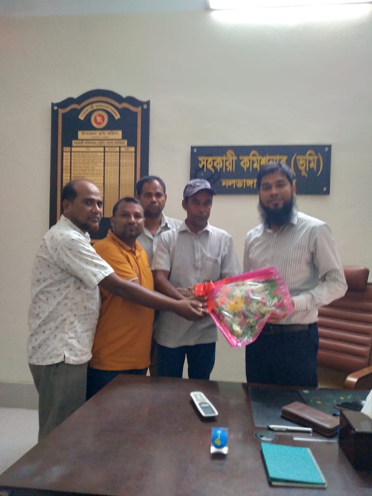 নলডাঙ্গায় এসিল্যান্ডের সাথে উপজেলা প্রেসক্লাবের মতবিনিময়
