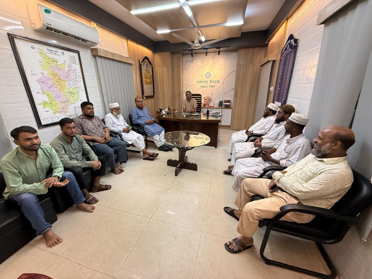 জুলাই গণঅভ্যুত্থান দিবস উপলক্ষে গণমিছিল বাস্তবায়নে বিশ্বনাথ থানার অফিসার ইনচার্জের সঙ্গে ১১ দলীয় ঐক্যের মতবিনিময়।
