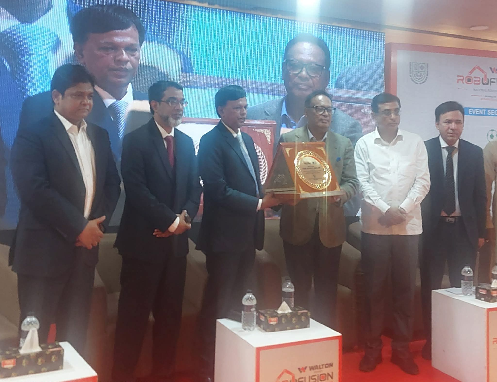 কালিয়াকৈরে জাতীয় রোবোটিক্স উৎসব ” রোবোফিউশন ১.০”