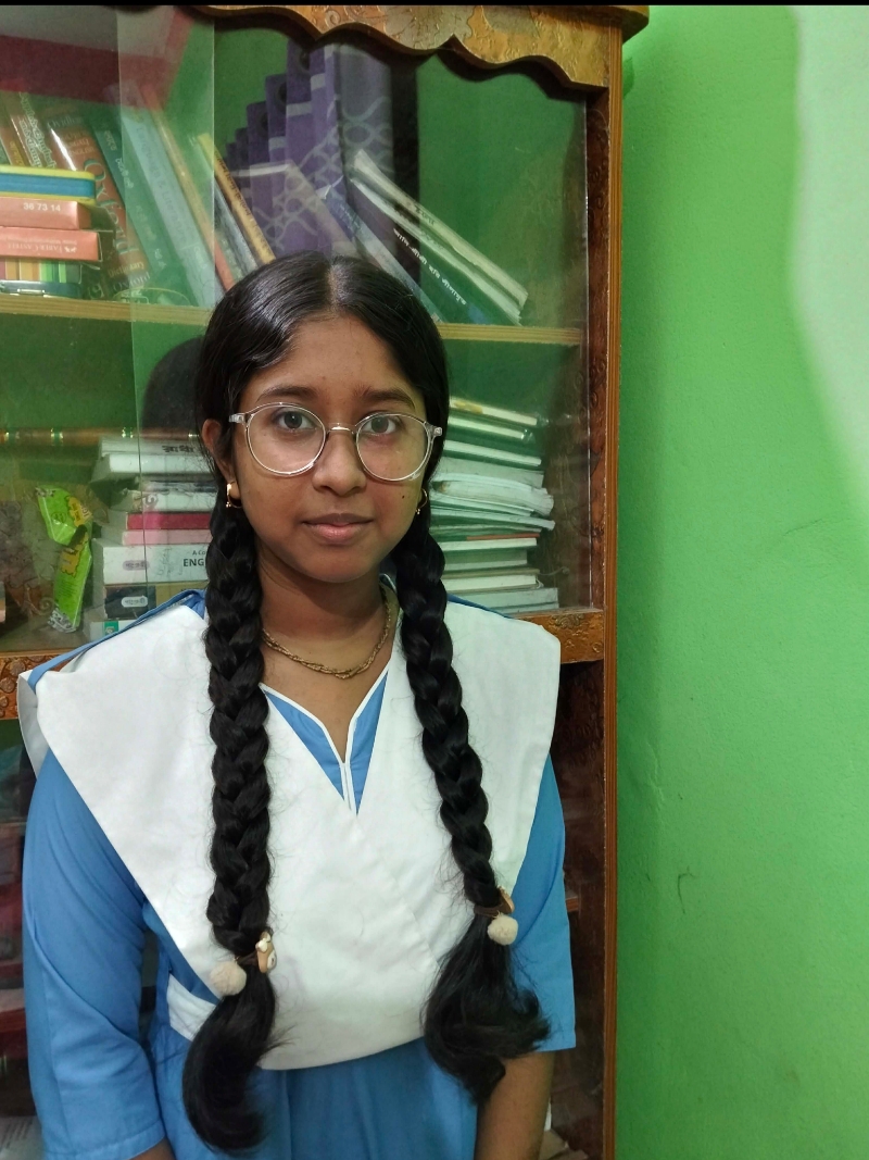 টুঙ্গিপাড়ায় এসএসসিতে দিশা পালের সাফল্যের ঝলক, গোল্ডেন এ প্লাস পেয়ে উপজেলায় প্রথম ভবিষ্যতে হতে চান খ্যাতিমান ও মানবিক চিকিৎসক