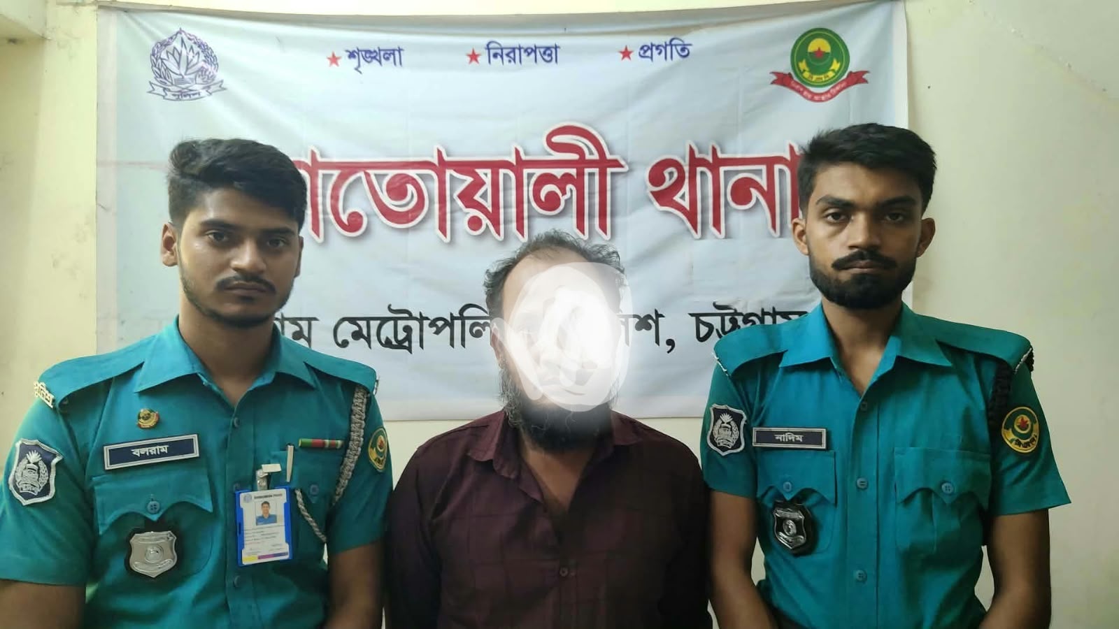 ওসি জায়েদ নুরের নেতৃত্বে কোতয়ালী থানা এলাকায় অভিযান শেখ ফরিদ গ্রেফতার।