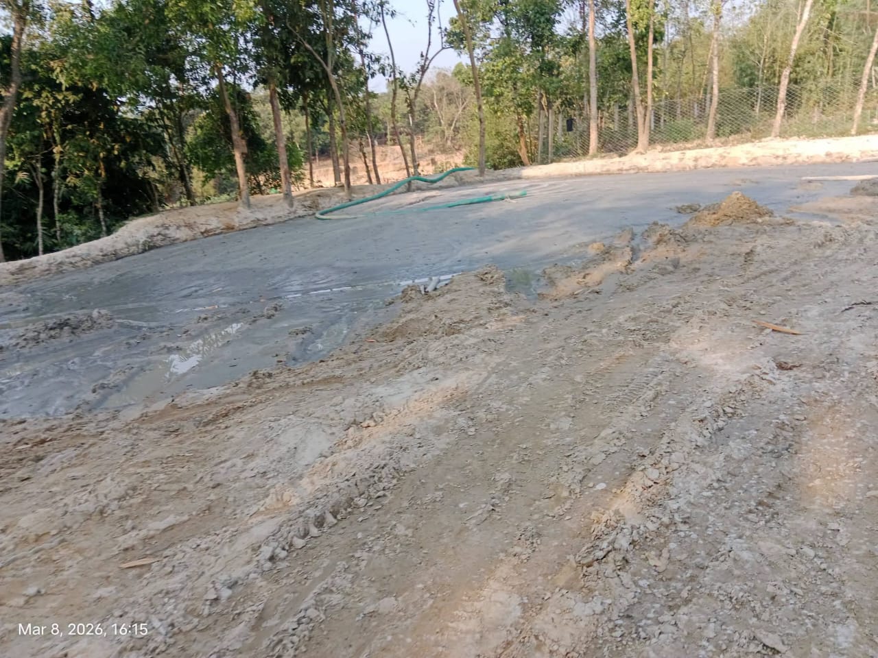 ২০ লাখ টাকার বালু ৫ লাখে নিলাম! চকরিয়ার খুটাখালীতে জব্দ বালুর নিলাম নিয়ে বিতর্ক