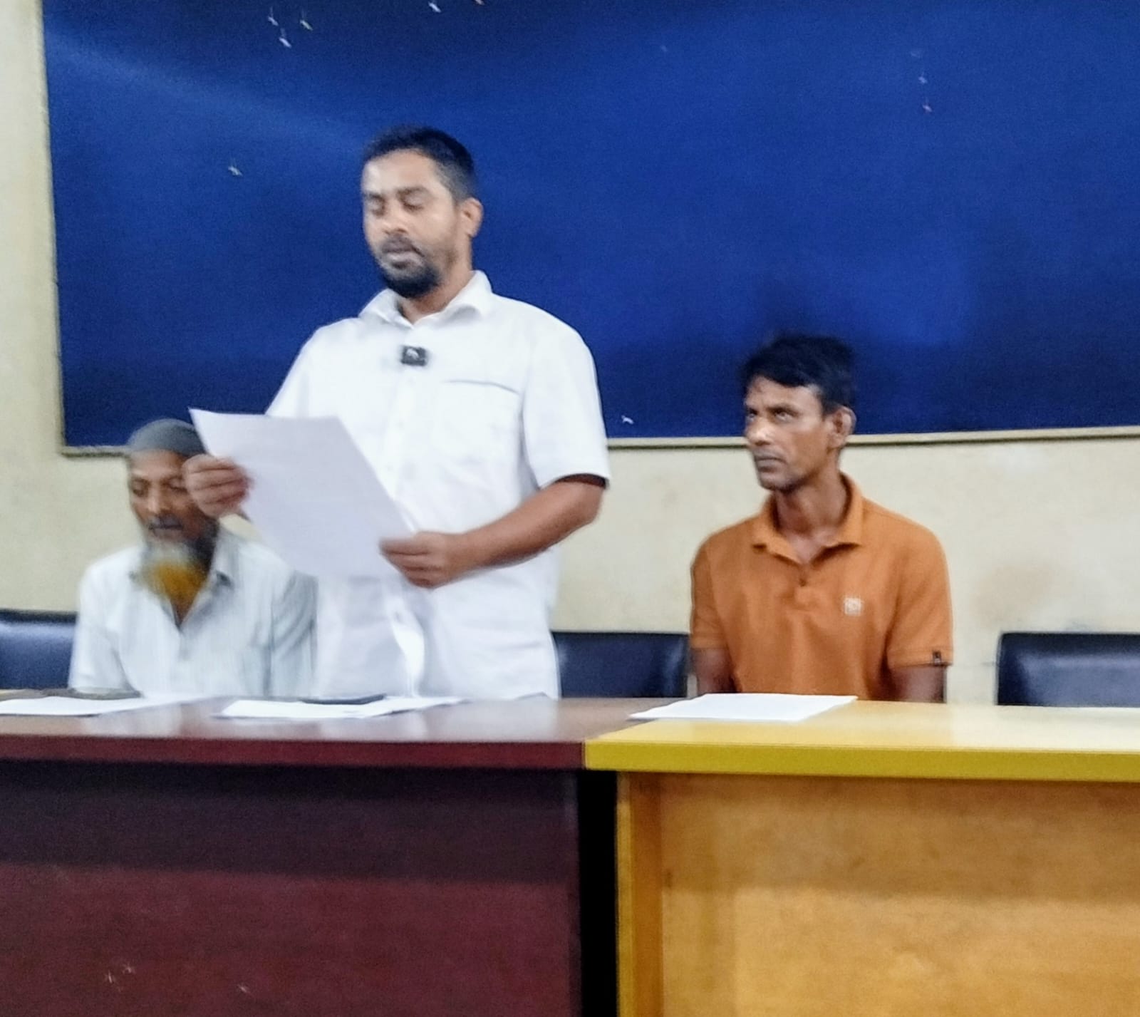 বেনাপোলে বাড়ি নির্মাণে ২০ লাখ টাকা চাঁদা দাবি নিরাপত্তাহীন পরিবারের সংবাদ সম্মেলন